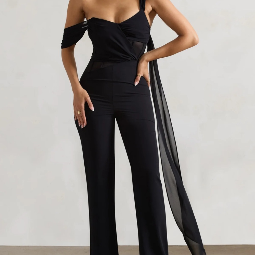 Elegant Black Off-Shoulder Jumpsuit